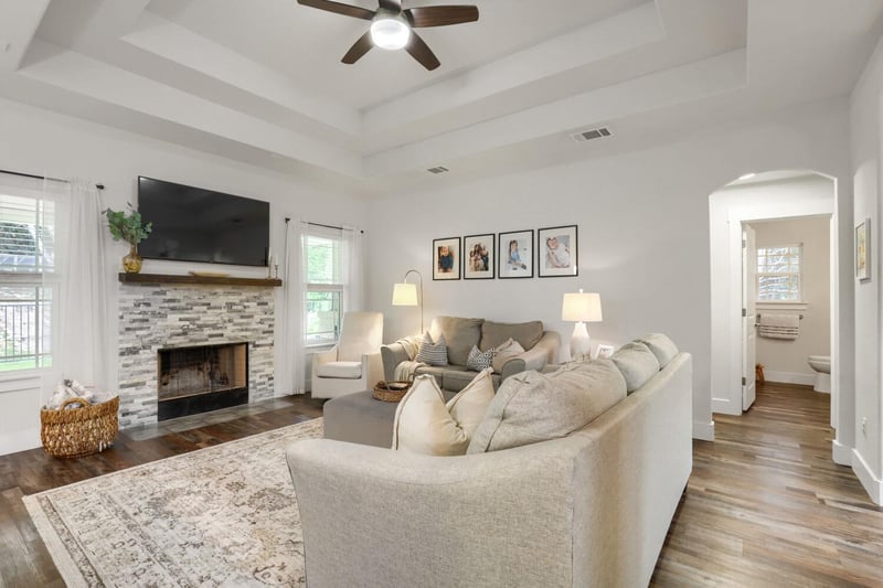 6101 Cimmaron TRL, Lago Vista, TX 78645