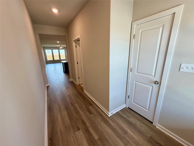 207 Backwood Ps, Taylor, TX 76574