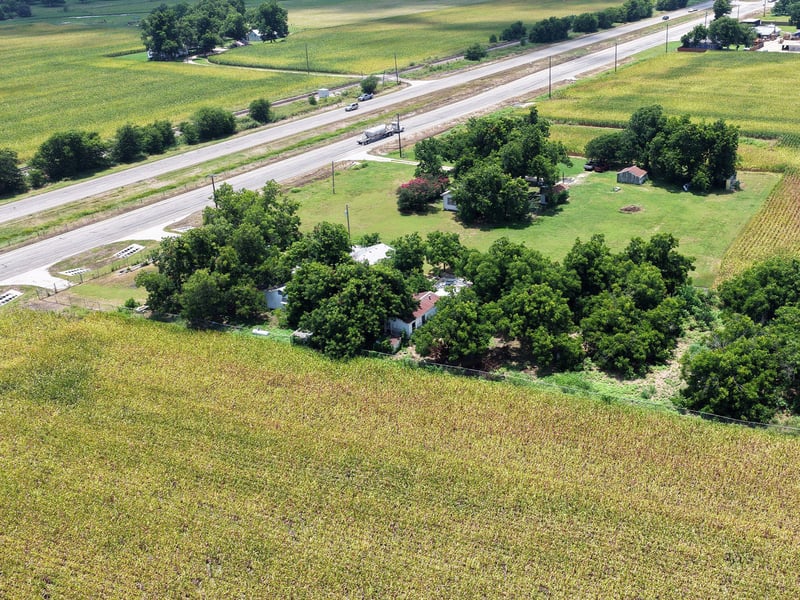 22555 State Highway 79 Hw, Taylor, TX 76574