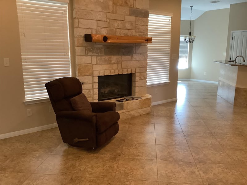110 Crazy Cross RD, Wimberley, TX 78676