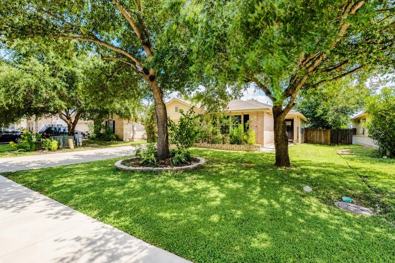 981 Goldenrod ST, Kyle, TX 78640