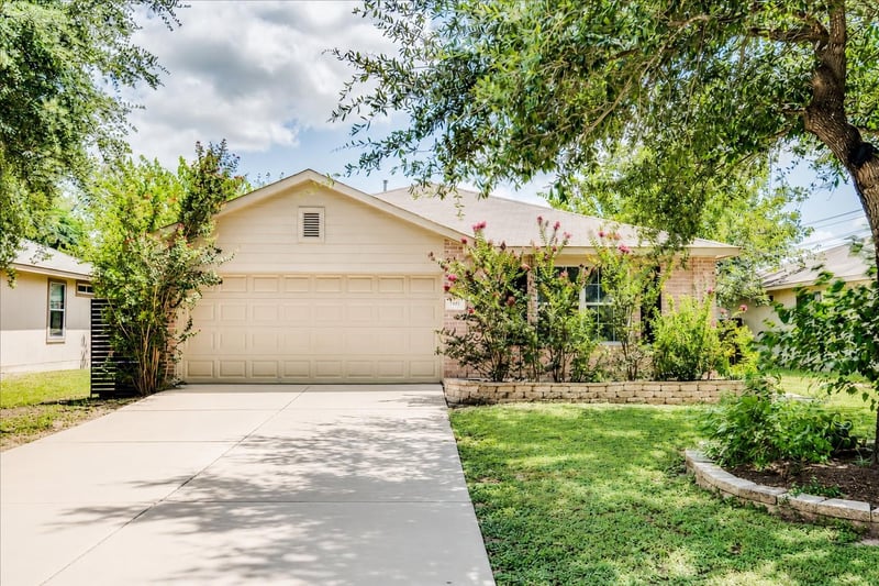 981 Goldenrod ST, Kyle, TX 78640