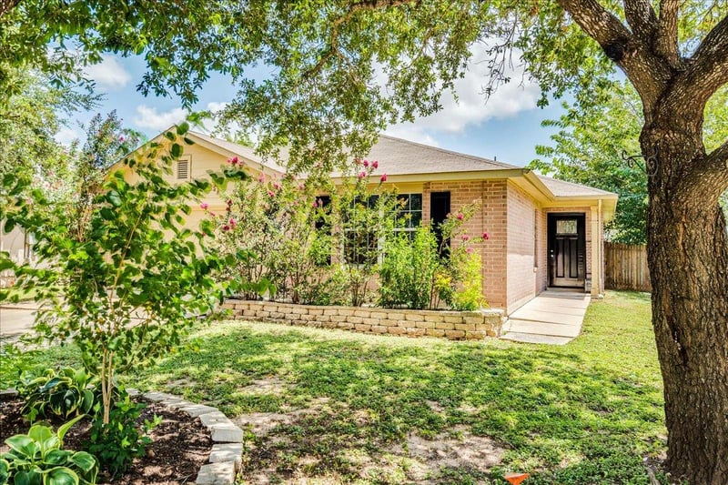 981 Goldenrod ST, Kyle, TX 78640