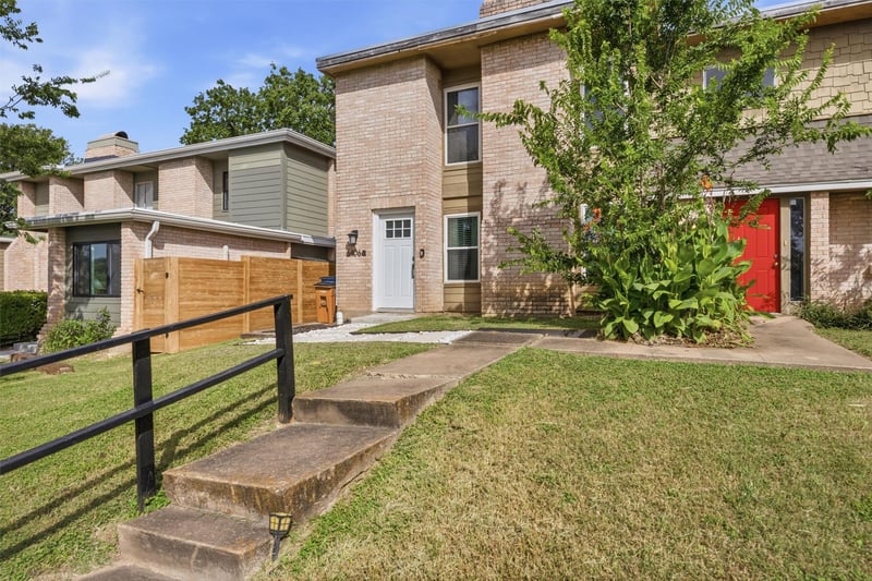6406 Chimney Creek CIR #A, Austin, TX 78723