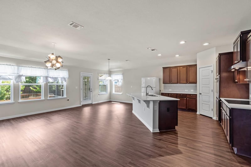 16512 Enamorado RD, Manor, TX 78653