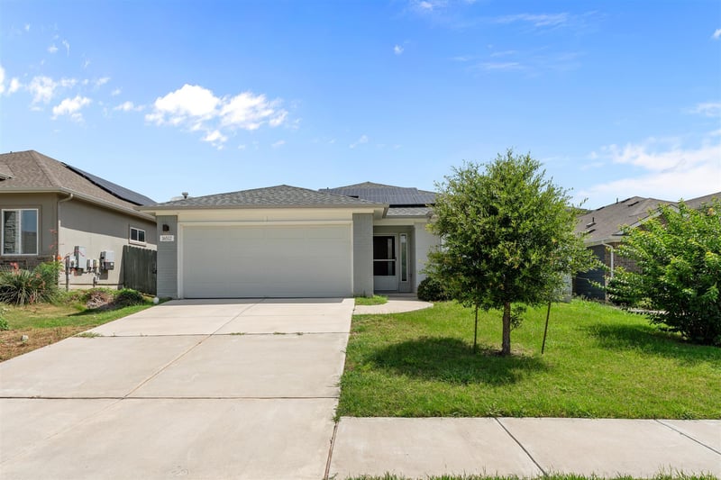 16512 Enamorado RD, Manor, TX 78653