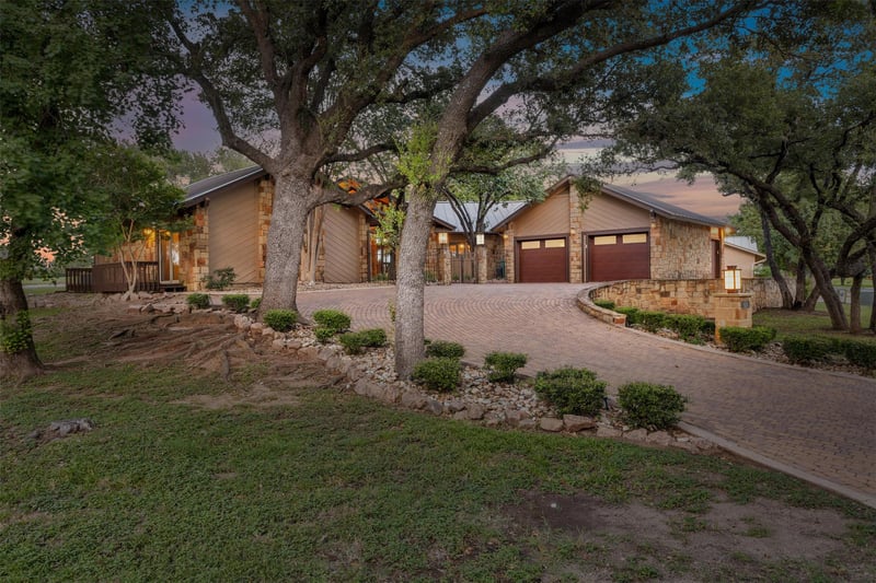 624 Hi Stirrup, Horseshoe Bay, TX 78657