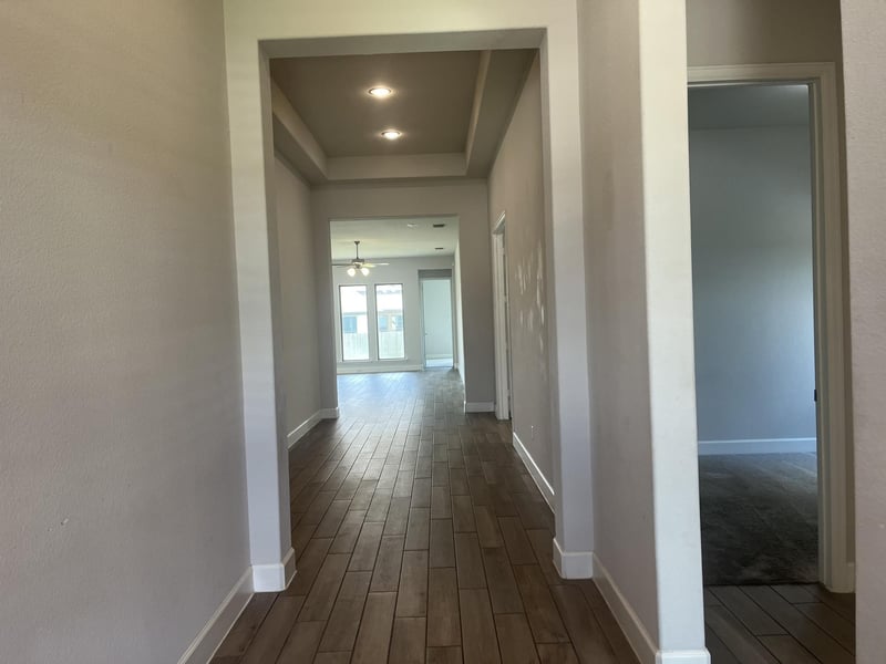 113 Ray CT, Liberty Hill, TX 78642