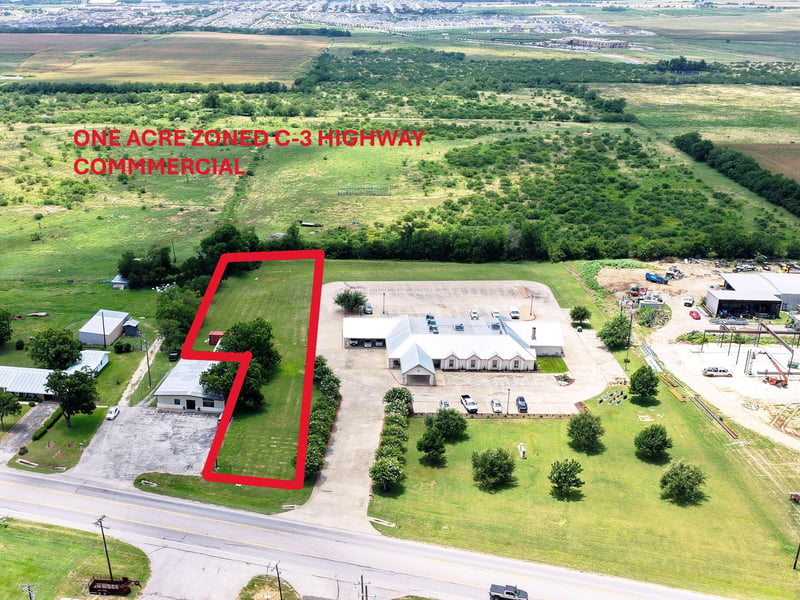 000 Hwy 95 Hw, Elgin, TX 78621