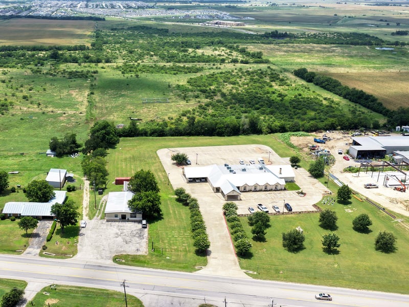 000 Hwy 95 Hw, Elgin, TX 78621
