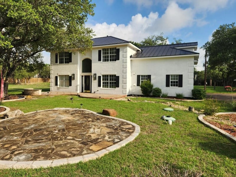 102 Cr 180 , Leander, TX 78641