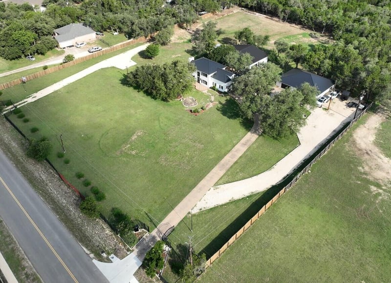 102 Cr 180 , Leander, TX 78641