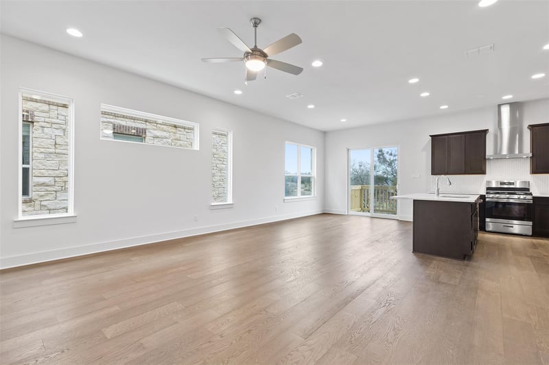 1531 Red Bud LN #28, Round Rock, TX 78665