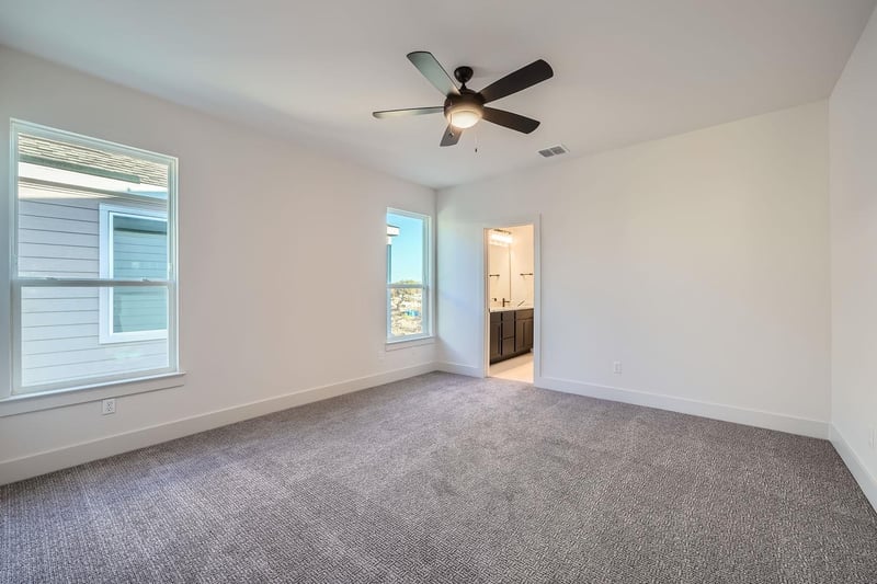 1531 Red Bud LN #27, Round Rock, TX 78665
