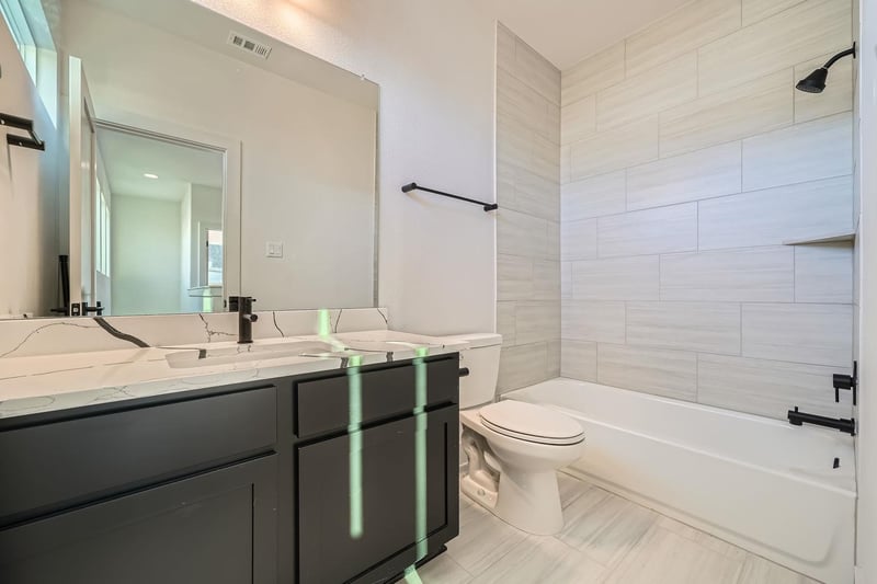 1531 Red Bud LN #27, Round Rock, TX 78665