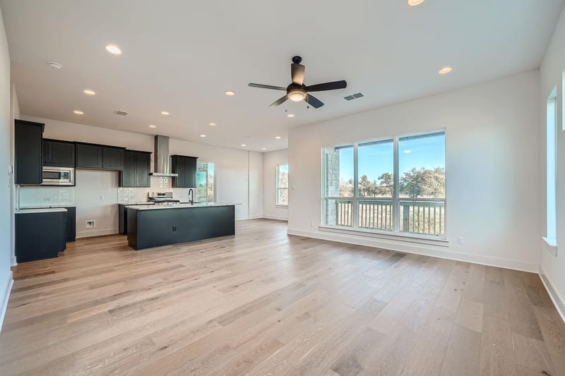 1531 Red Bud LN #27, Round Rock, TX 78665