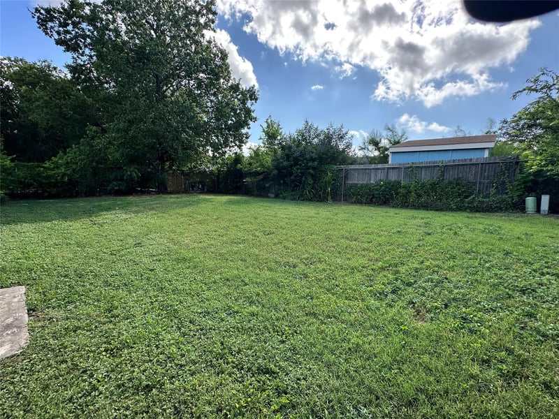 5813 Cedardale DR, Austin, TX 78745