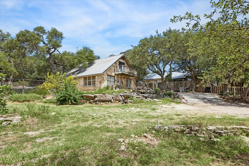 180 Donna DR, Wimberley, TX 78676