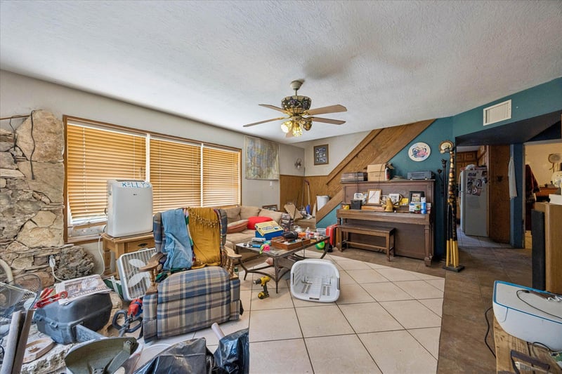 180 Donna DR, Wimberley, TX 78676