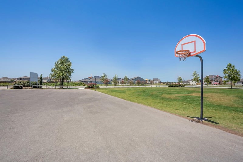 252 Firefox Way, Jarrell, TX 76537