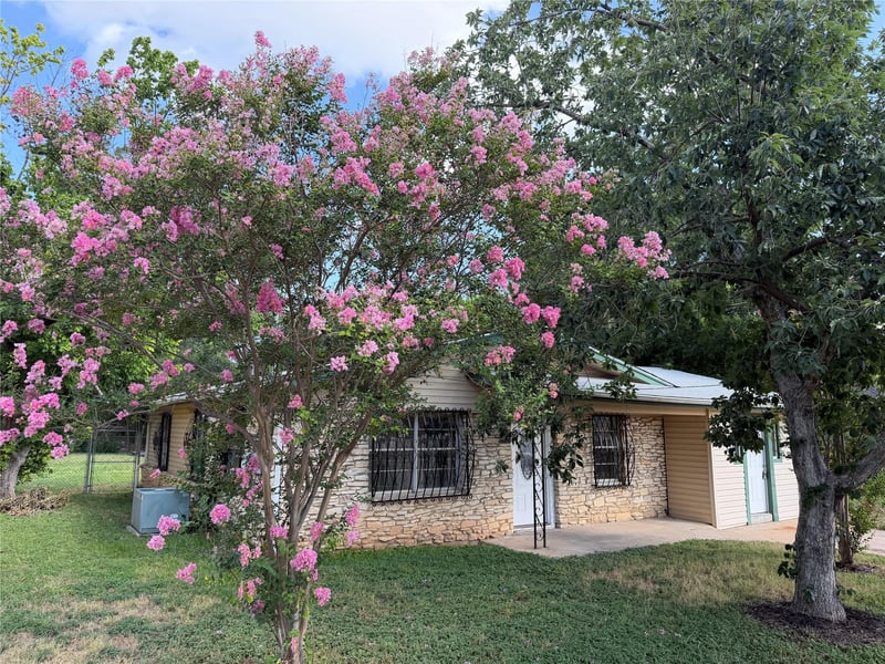 1060 Gardner , Austin, TX 78721