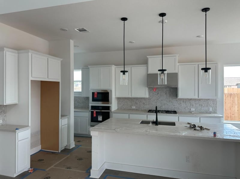213 Borrego BND, Liberty Hill, TX 78642