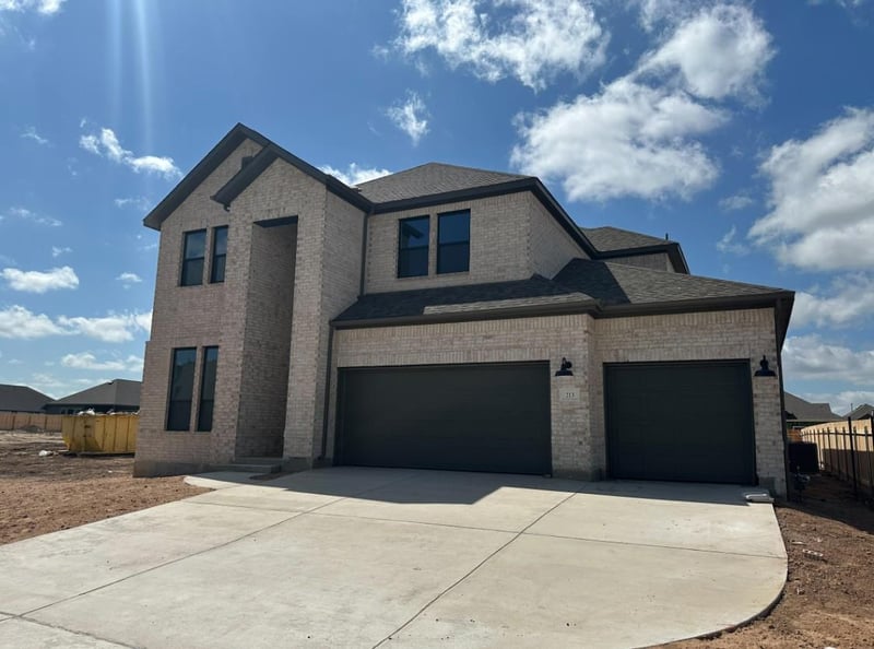 213 Borrego BND, Liberty Hill, TX 78642