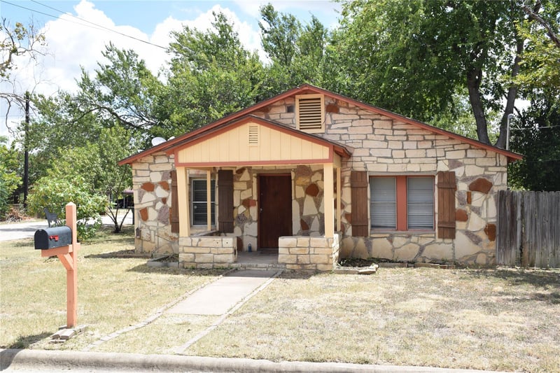 1601 S Pine ST, Georgetown, TX 78626