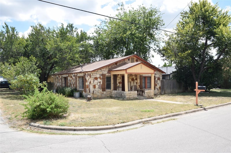 1601 S Pine ST, Georgetown, TX 78626