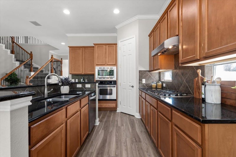 15300 Interlachen DR, Austin, TX 78717