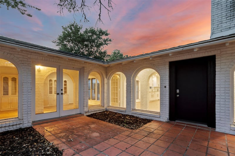 4202 Hills DR, Austin, TX 78731