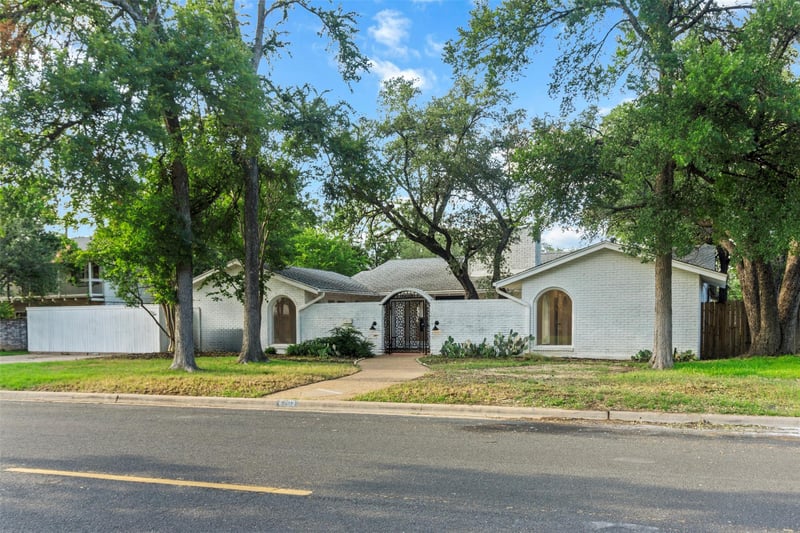 4202 Hills DR, Austin, TX 78731