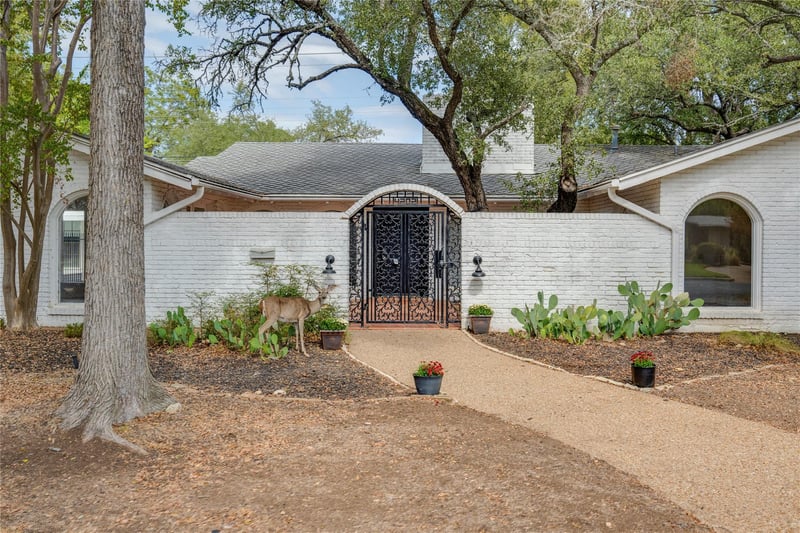4202 Hills DR, Austin, TX 78731