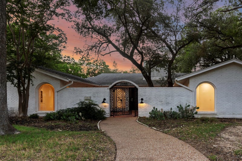 4202 Hills DR, Austin, TX 78731