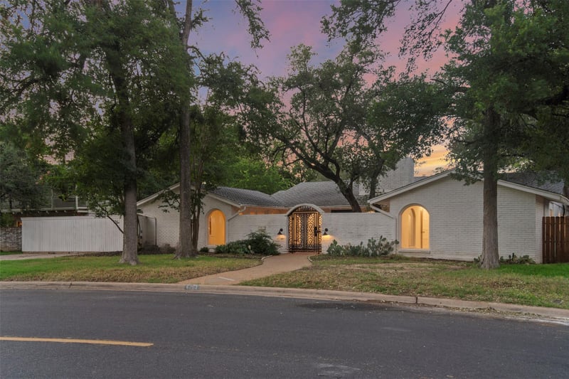 4202 Hills DR, Austin, TX 78731
