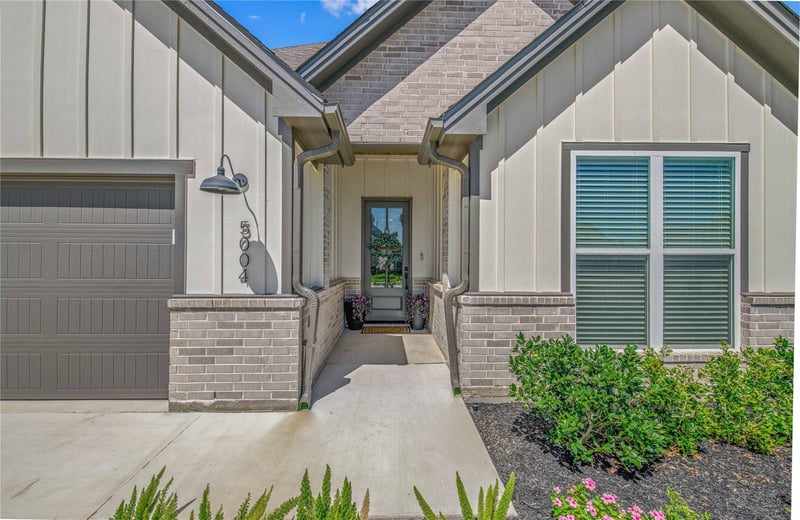 5004 Booth Falls TRL, Bryan, TX 77802