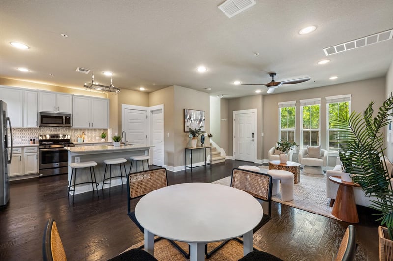 7704 Easy Wind DR, Austin, TX 78757