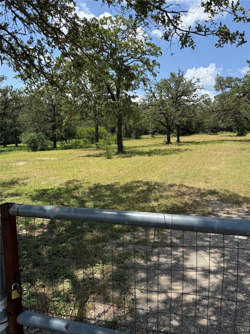 Lot 12 Sunset HTS, Bastrop, TX 78602