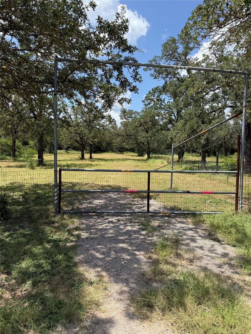 Lot 12 Sunset HTS, Bastrop, TX 78602