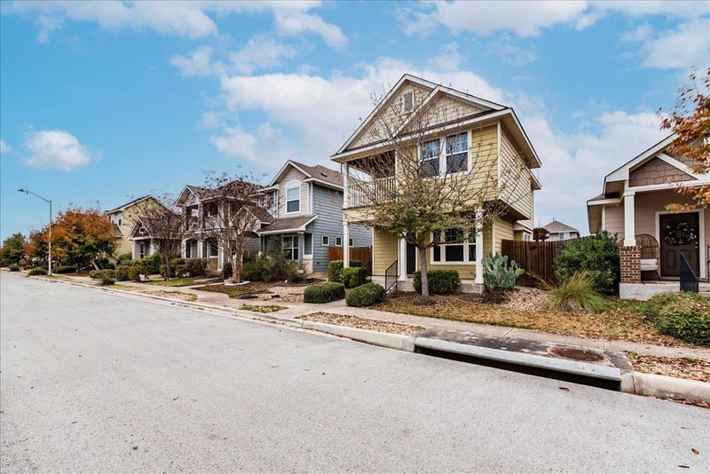 126 Wainscot Oak Way, San Marcos, TX 78666