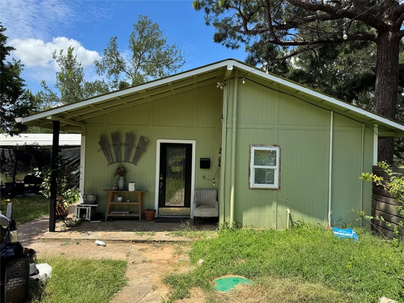 112 Michele DR, Bastrop, TX 78602