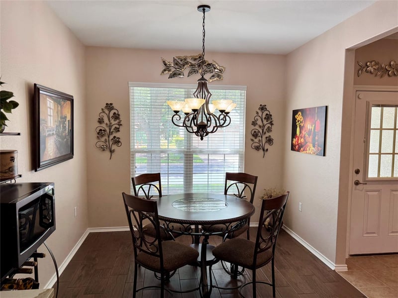 605 Farm Hill DR, Georgetown, TX 78633