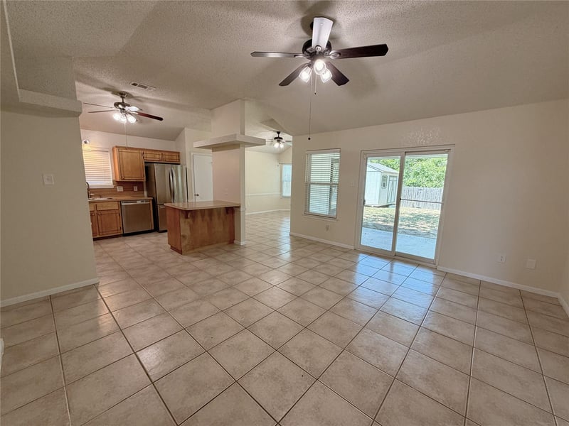 505 Robertstown RD, Copperas Cove, TX 76522