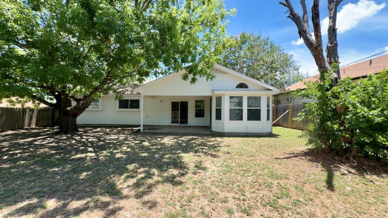 505 Robertstown RD, Copperas Cove, TX 76522