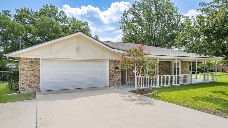 1237 Oleander DR, New Braunfels, TX 78130