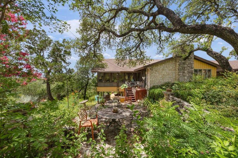 468 Spiller LN, West Lake Hills, TX 78746