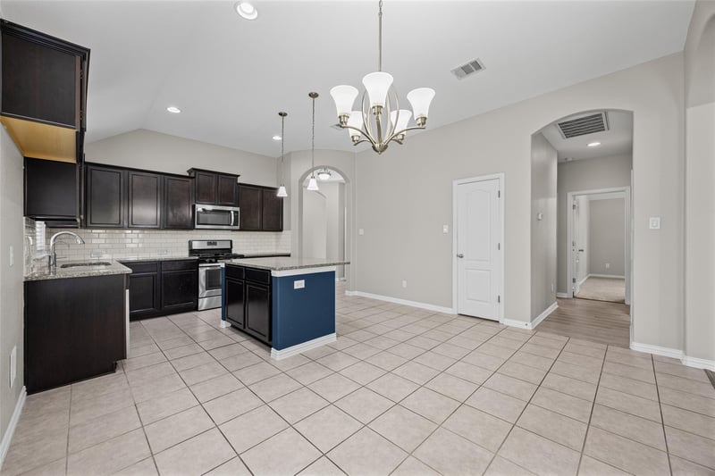 309 Willow City VLY, Buda, TX 78610