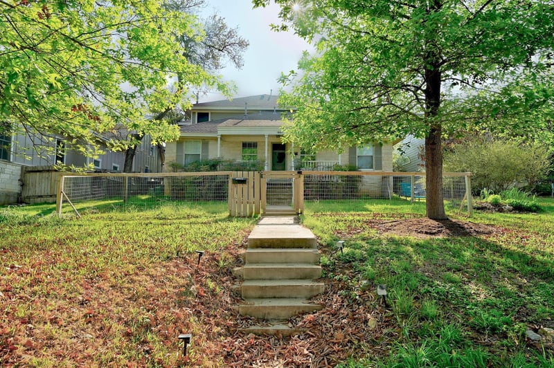 1809 39th ST #A/B, Austin, TX 78731