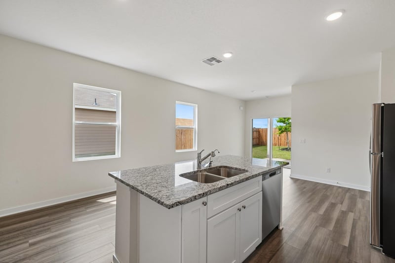 536 Old Western Ps, Jarrell, TX 76537