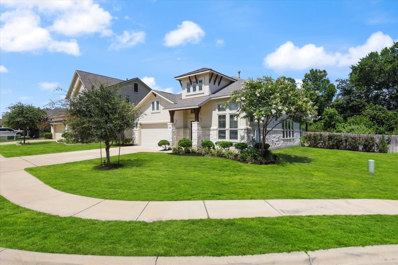 924 Centerra Hills CIR, Round Rock, TX 78665